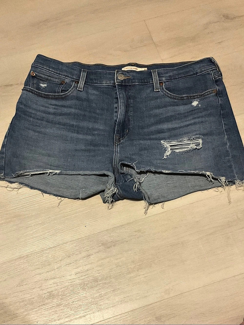 Levi's High Rise Shorts Distressed Denim Shorts Waist 34